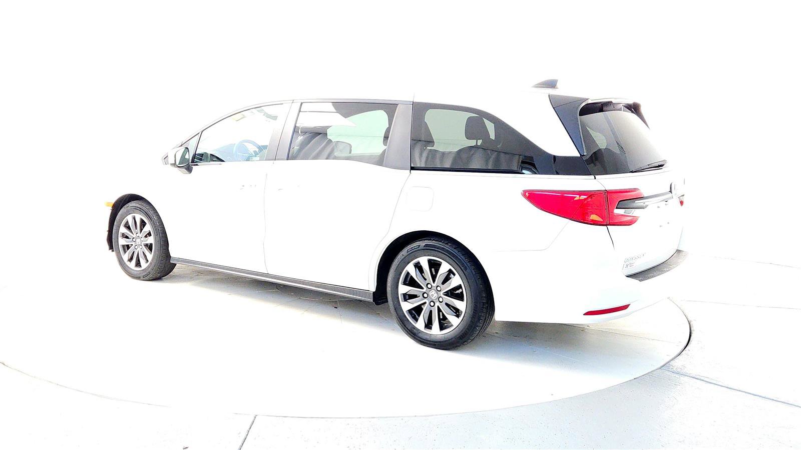 Used 2021 Honda Odyssey EX-L image 4