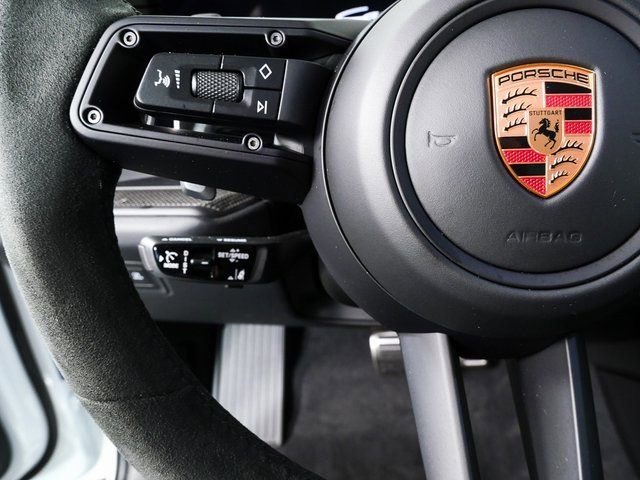 New 2026 Porsche Cayenne GTS image 10