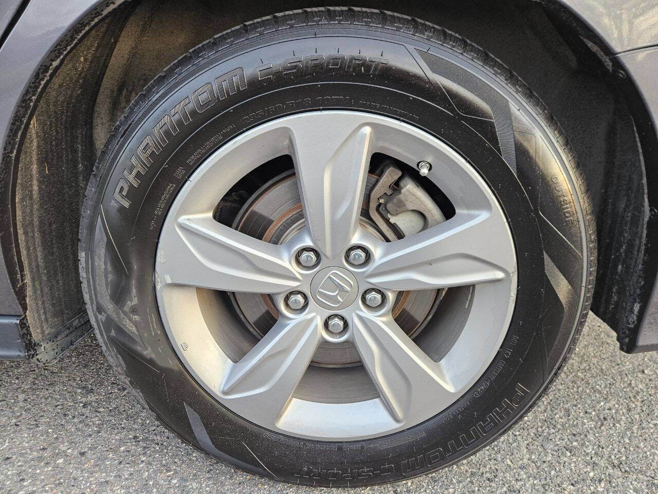 Used 2018 Honda Odyssey EX image 27