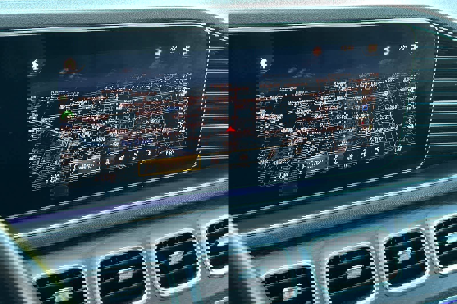 Used 2022 Mercedes-Benz GLE 350 w/ Premium Package image 24