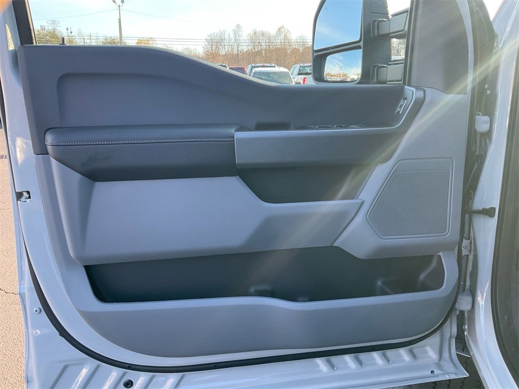 New 2026 Ford F250 XL w/ STX Appearance Package image 19