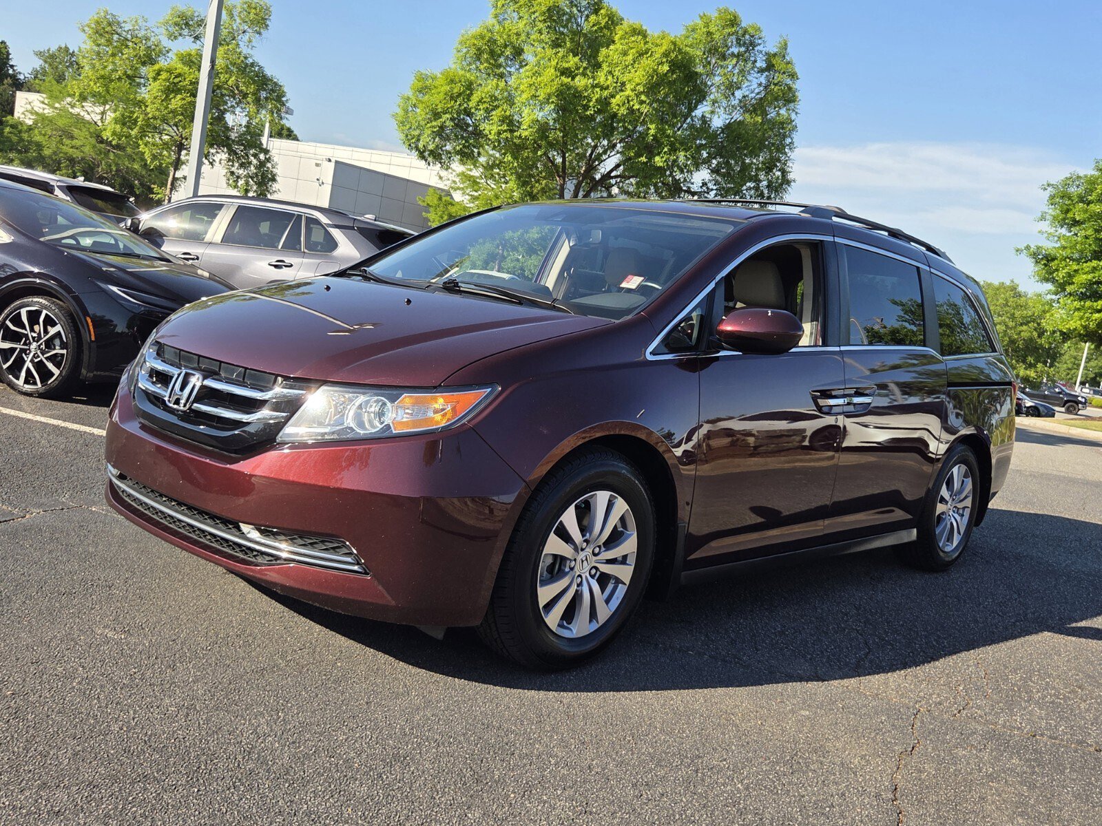 Used 2014 Honda Odyssey EX-L image 3