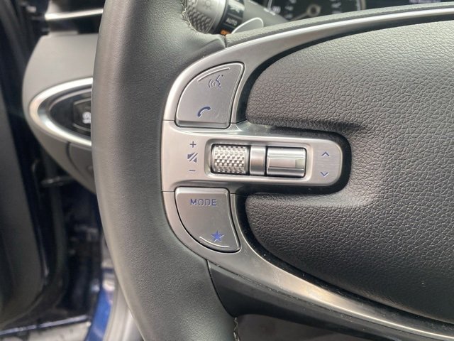 Used 2025 Genesis GV70 2.5T image 17