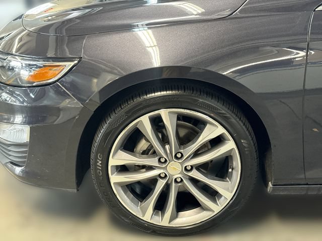 Used 2023 Chevrolet Malibu LT FWD image 19