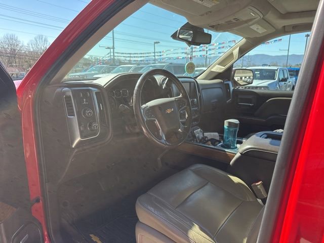 Used 2017 Chevrolet Silverado 1500 LTZ w/ LTZ Plus Package image 3