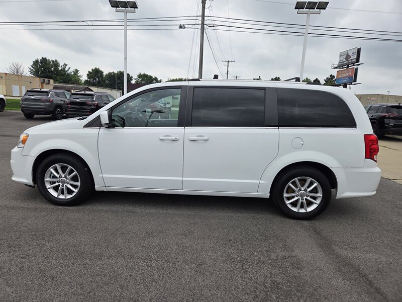 Used 2019 Dodge Grand Caravan SXT FWD image 6
