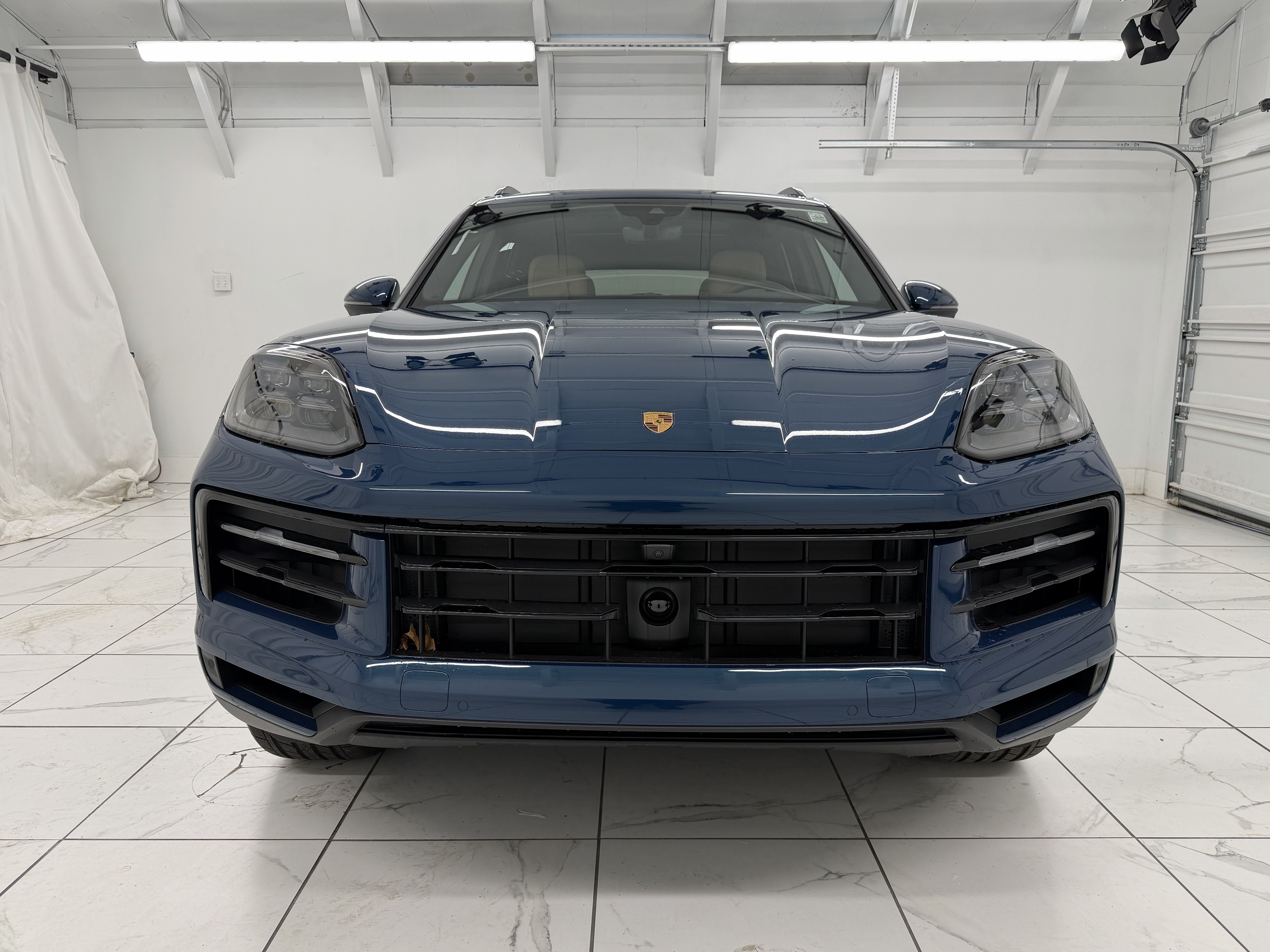 New 2026 Porsche Cayenne E-Hybrid AWD/4WD image 9
