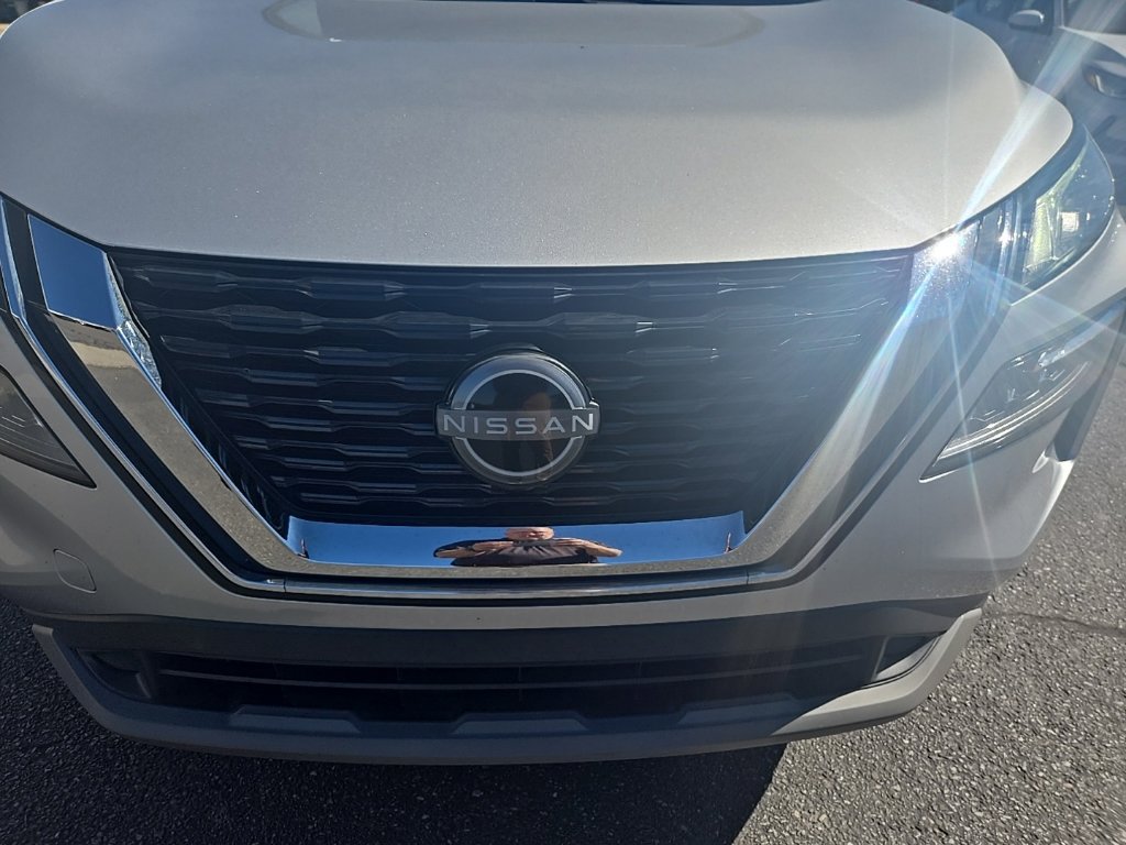 Used 2022 Nissan Rogue SV AWD/4WD image 30