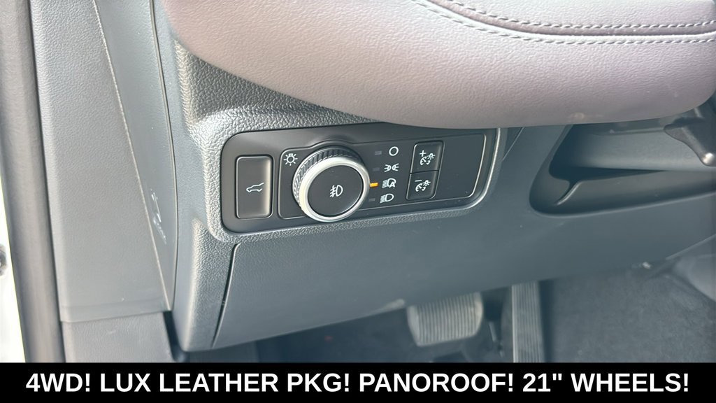 New 2027 Ford Explorer Platinum w/ LUX Leather Package AWD/4WD image 12