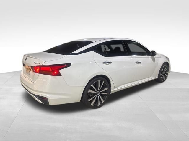 Used 2019 Nissan Altima 2.5 Platinum image 14