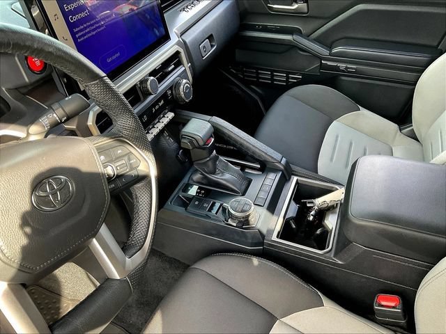 Used 2025 Toyota Tacoma TRD Off-Road w/ TRD Off Road Upgrade Package AWD/4WD image 21