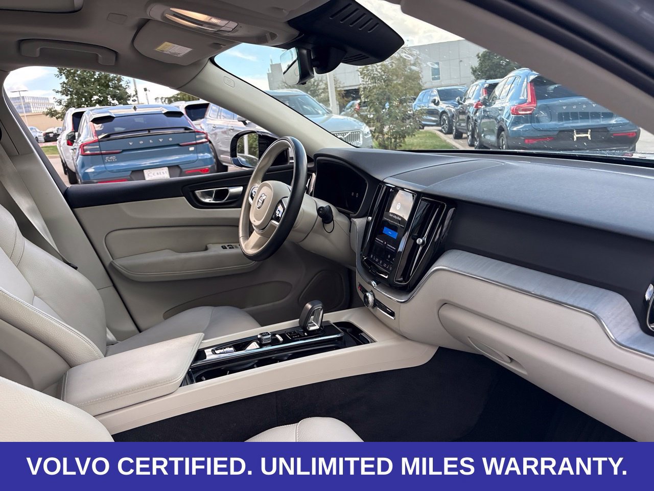 Certified 2024 Volvo XC60 B5 Plus w/ Protection Package Premier AWD/4WD image 17