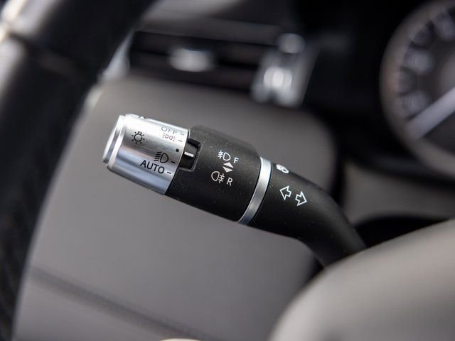Used 2020 Land Rover Discovery Sport S image 41