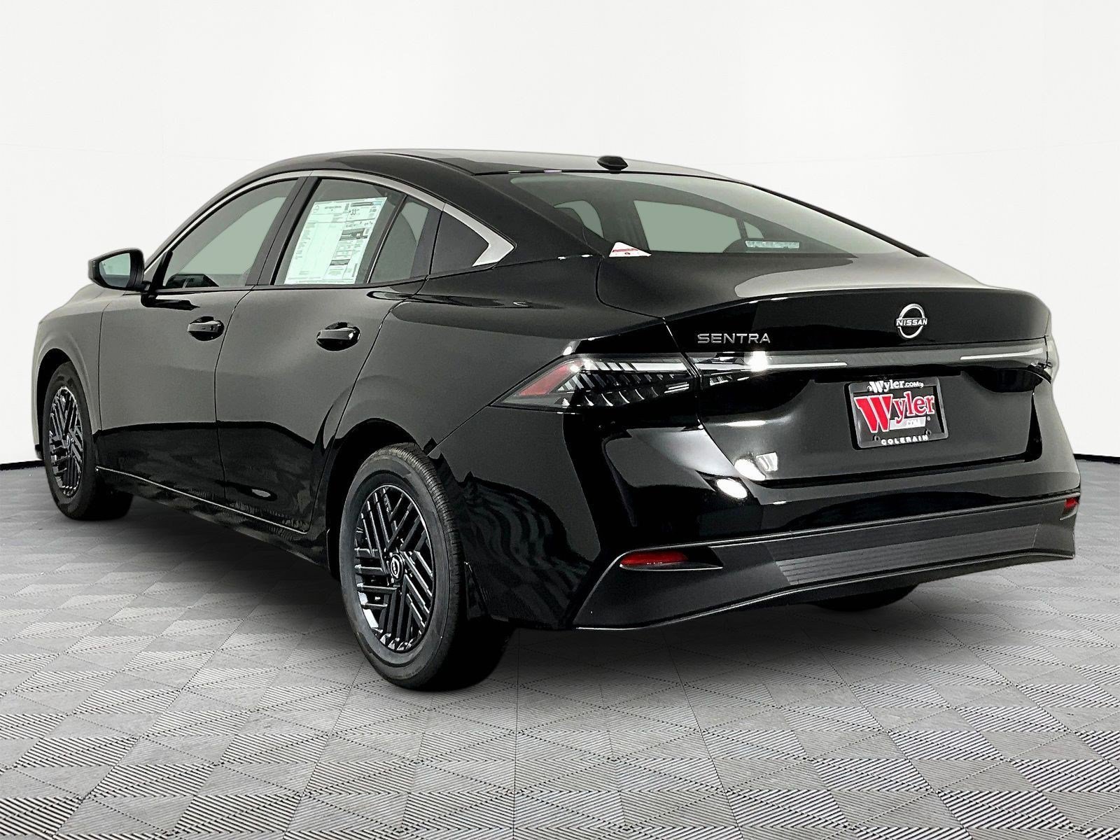 New 2027 Nissan Sentra SV w/ Floor Mat Package FWD image 4