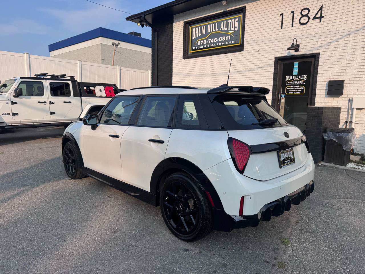 Used 2025 MINI Cooper S FWD image 3