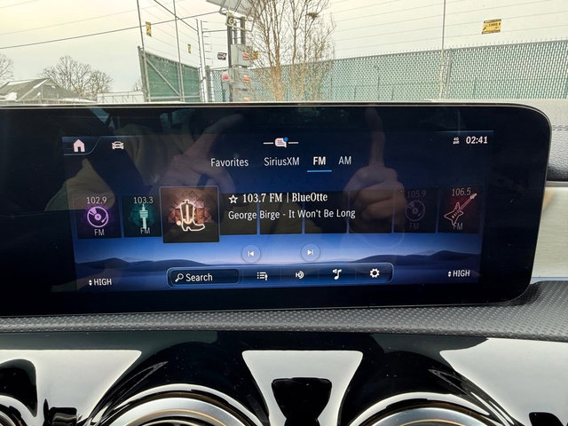 Used 2025 Mercedes-Benz CLA 250 image 24