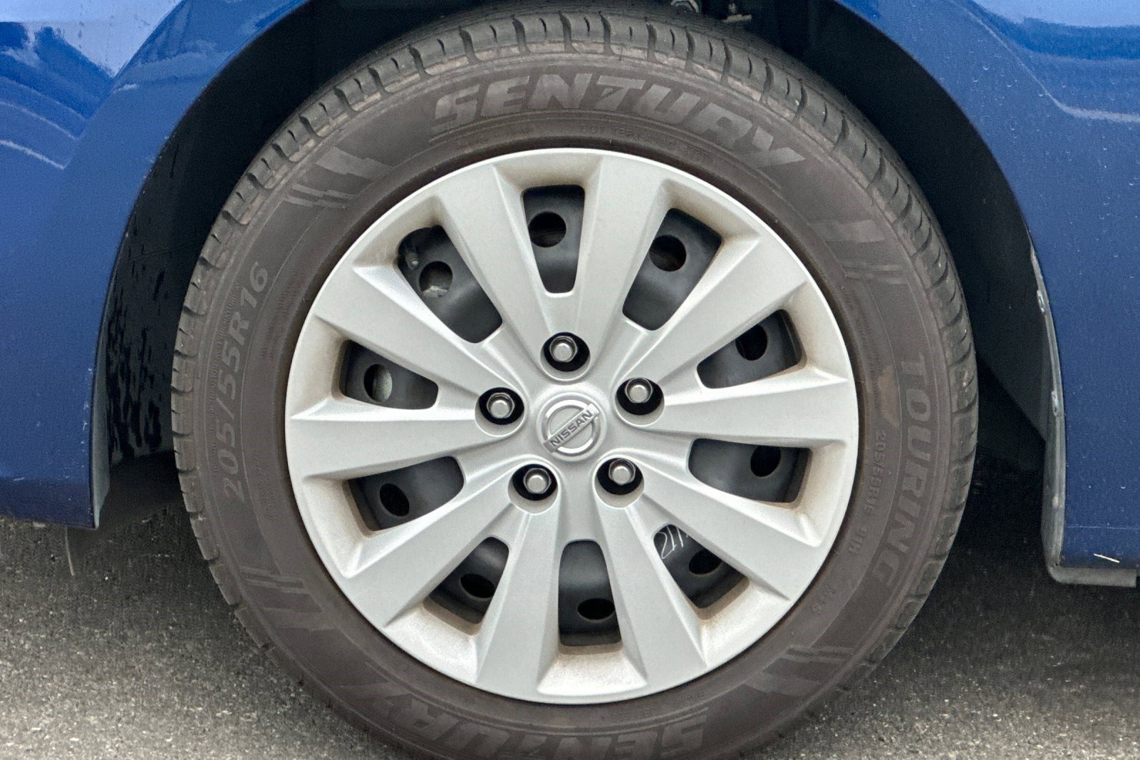 Used 2018 Nissan Sentra S image 34