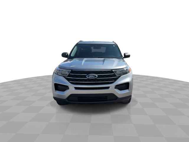 Used 2022 Ford Explorer XLT w/ Class IV Trailer Tow Package image 3