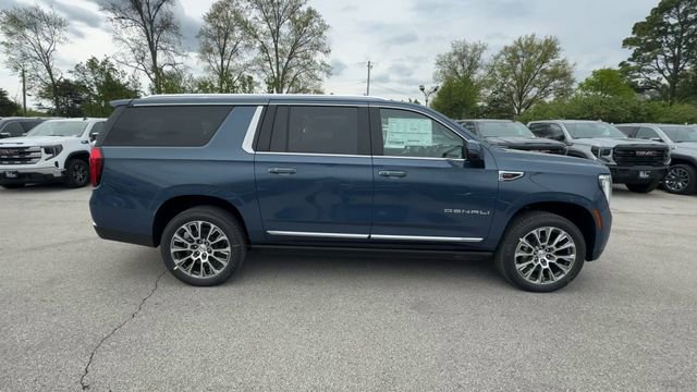 New 2026 GMC Yukon XL Denali w/ Denali Reserve Package AWD/4WD image 9