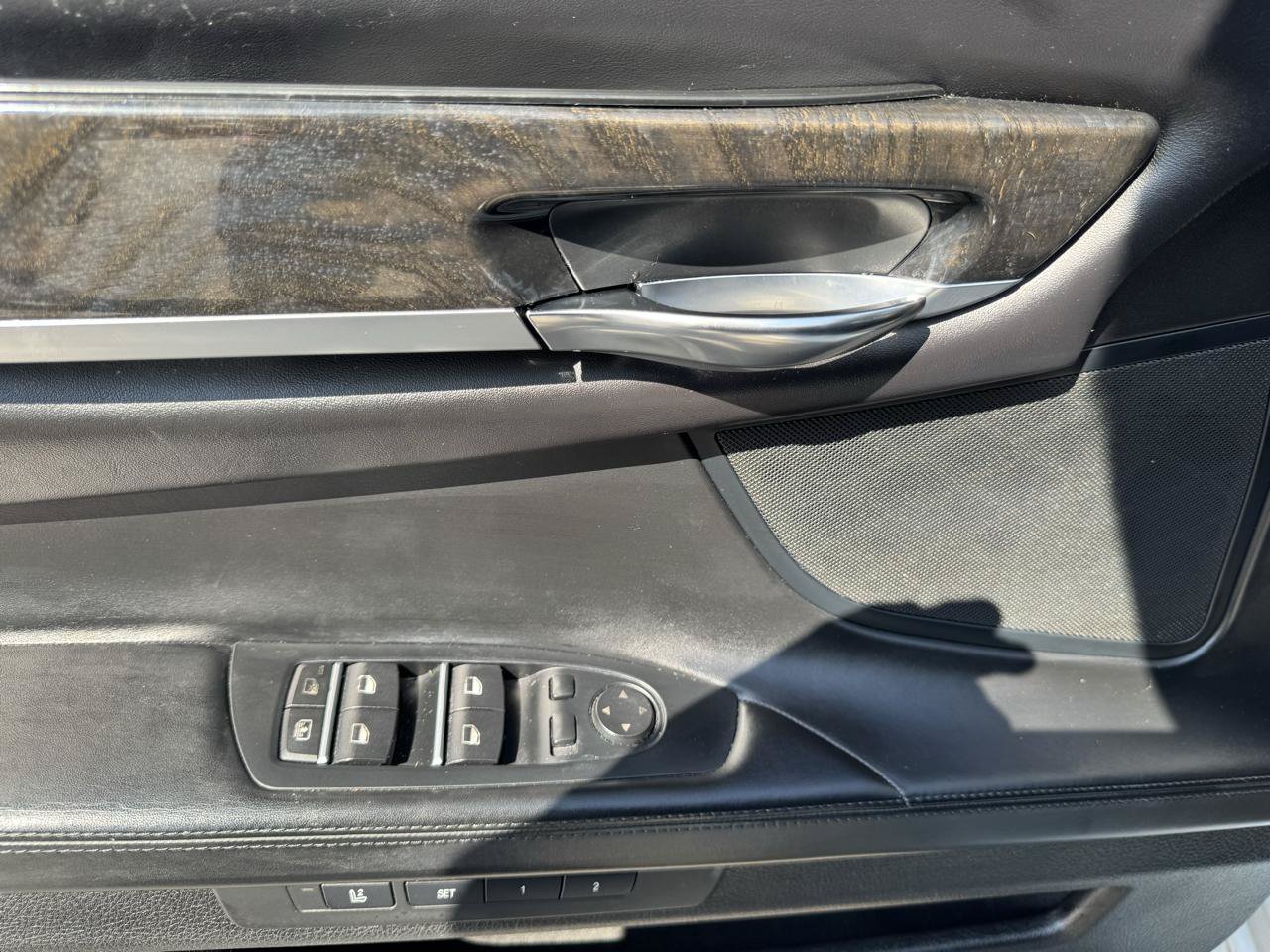 Used 2015 BMW 750Li RWD image 21