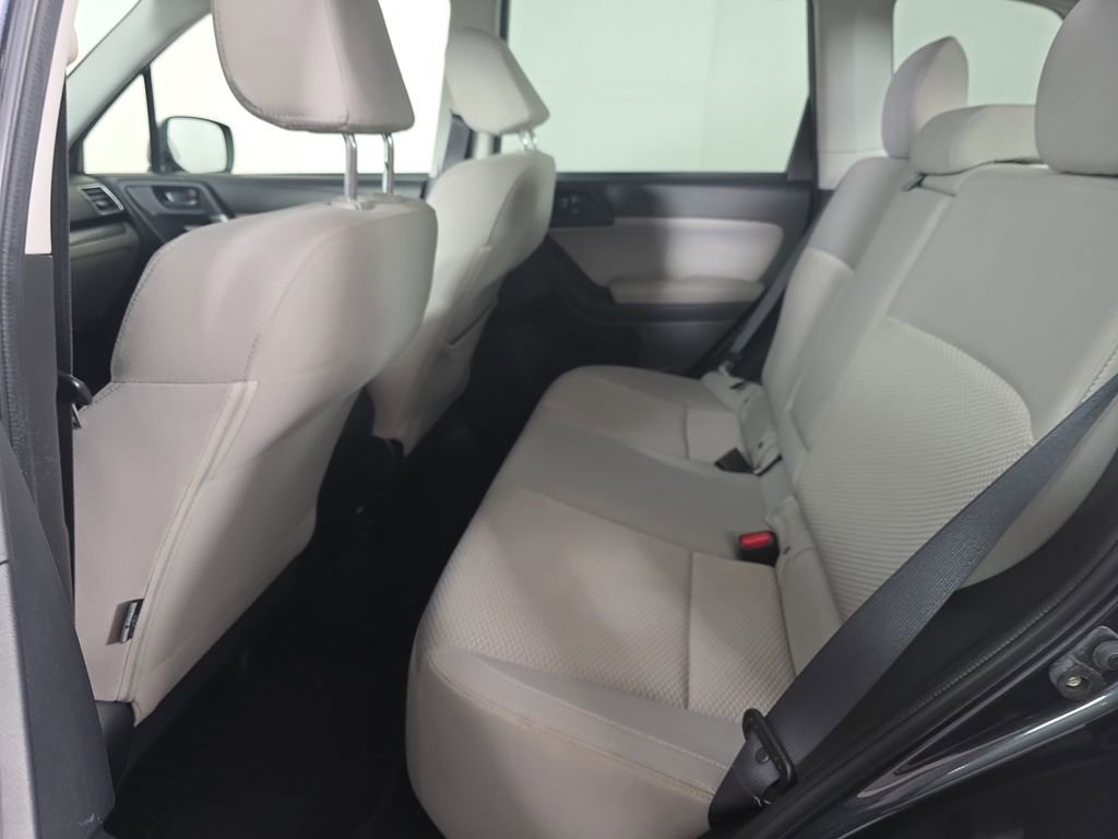 Used 2018 Subaru Forester 2.5i Premium w/ Protection Package #1 AWD/4WD image 13