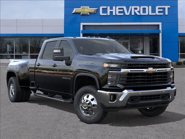 New 2026 Chevrolet Silverado 3500 LT w/ All Star Edition AWD/4WD image 7