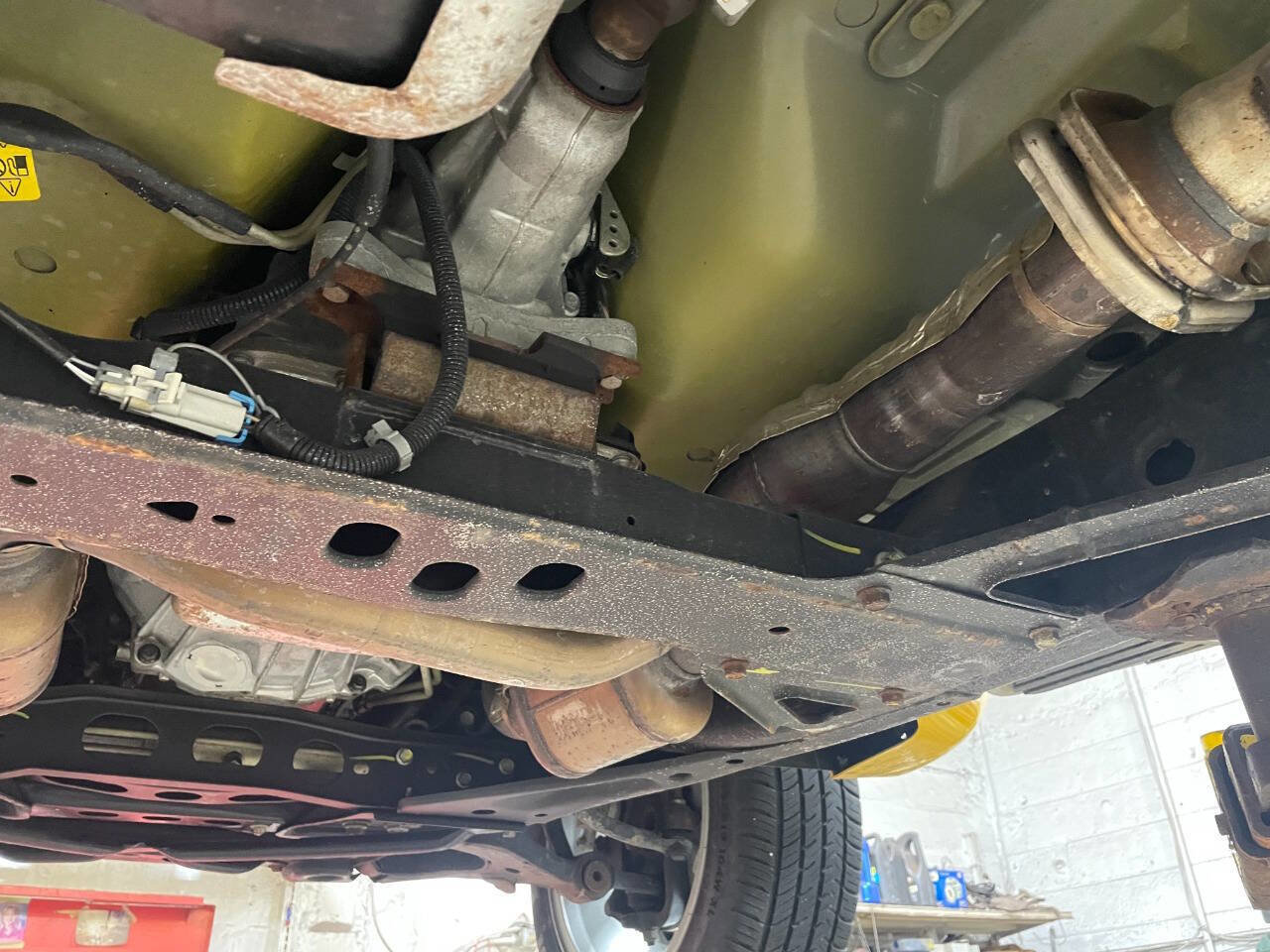 Used 2004 Chevrolet SSR w/ Preferred Equipment Group image 30