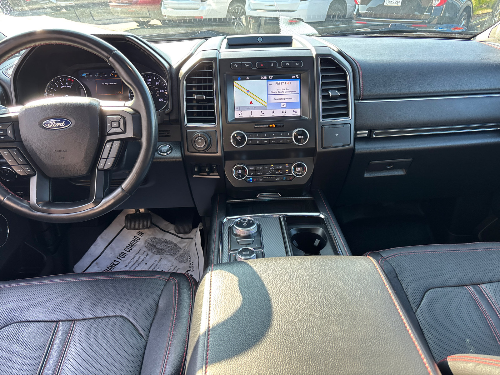 Used 2019 Ford Expedition Limited w/ Equipment Group 303A AWD/4WD image 28