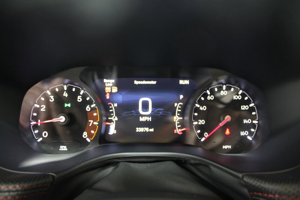 Used 2025 Jeep Compass Trailhawk AWD/4WD image 40