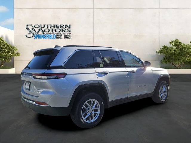 New 2026 Jeep Grand Cherokee Laredo X AWD/4WD image 5