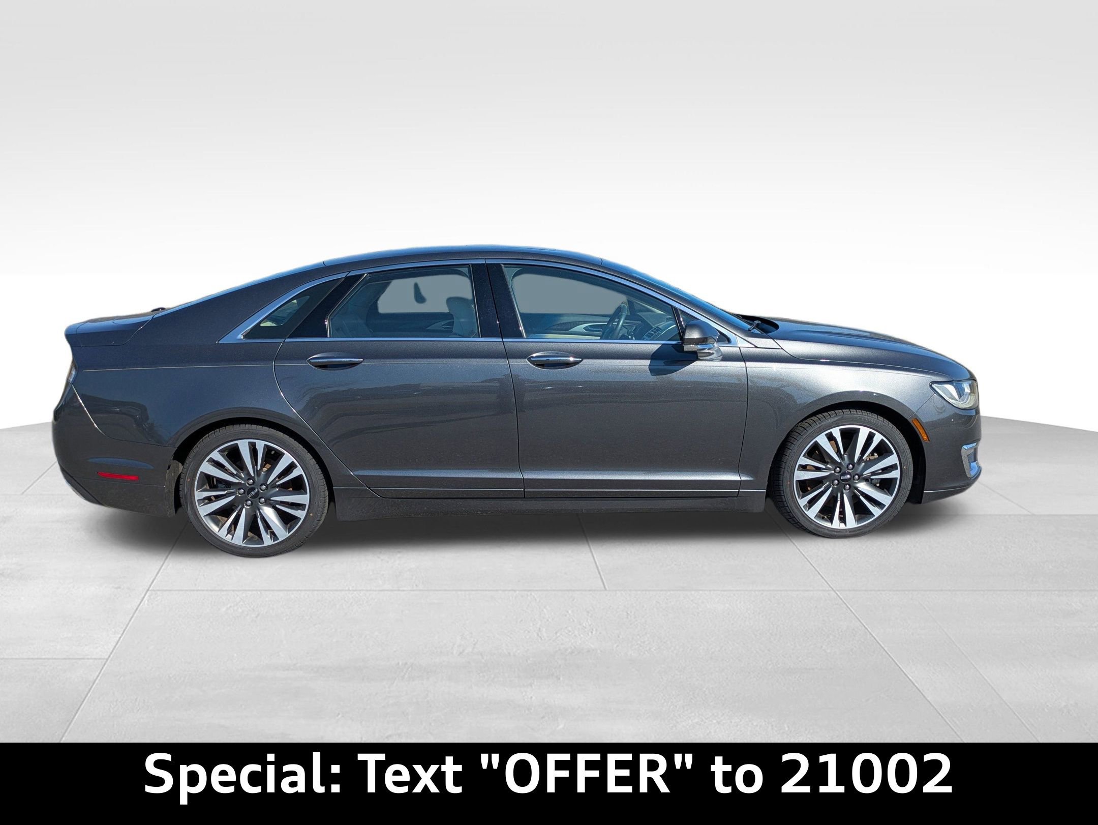 Used 2017 Lincoln MKZ Reserve image 2