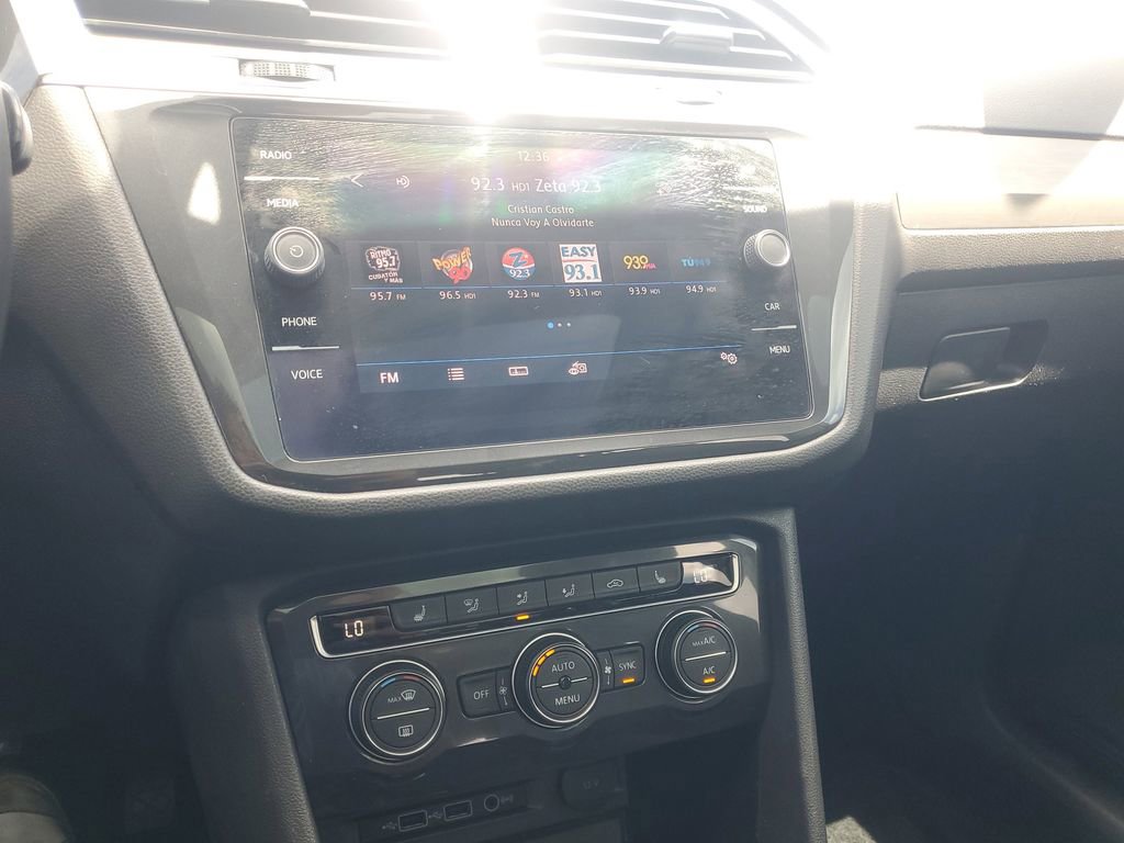 Used 2018 Volkswagen Tiguan SE FWD image 26