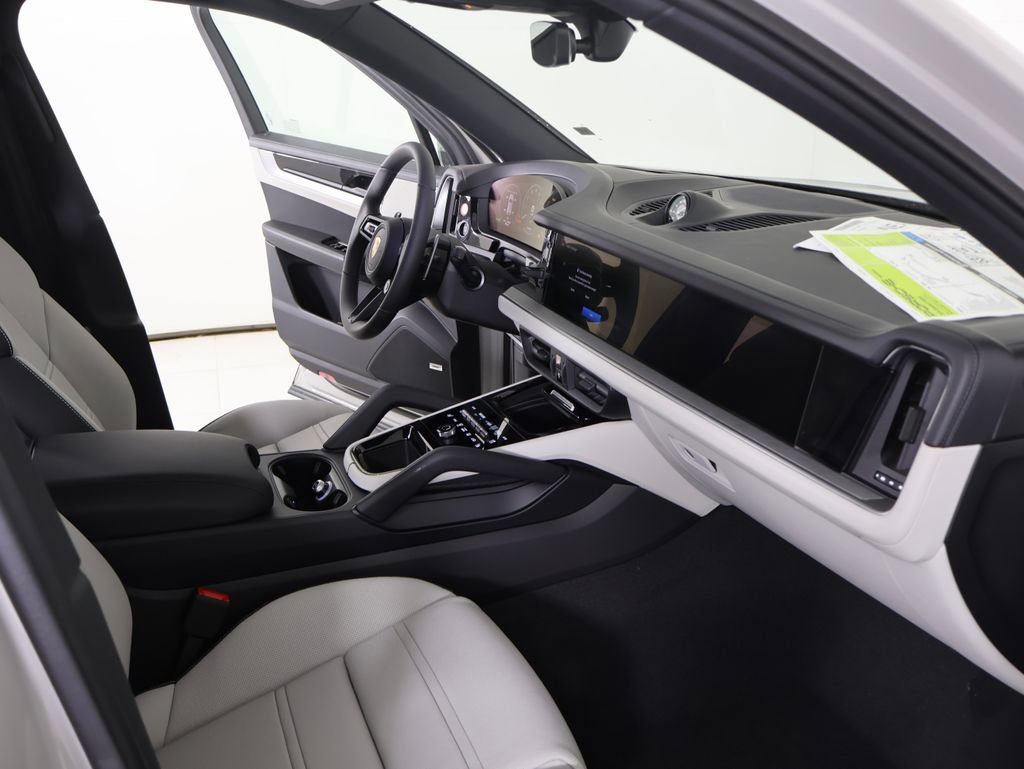 New 2026 Porsche Cayenne E-Hybrid image 8