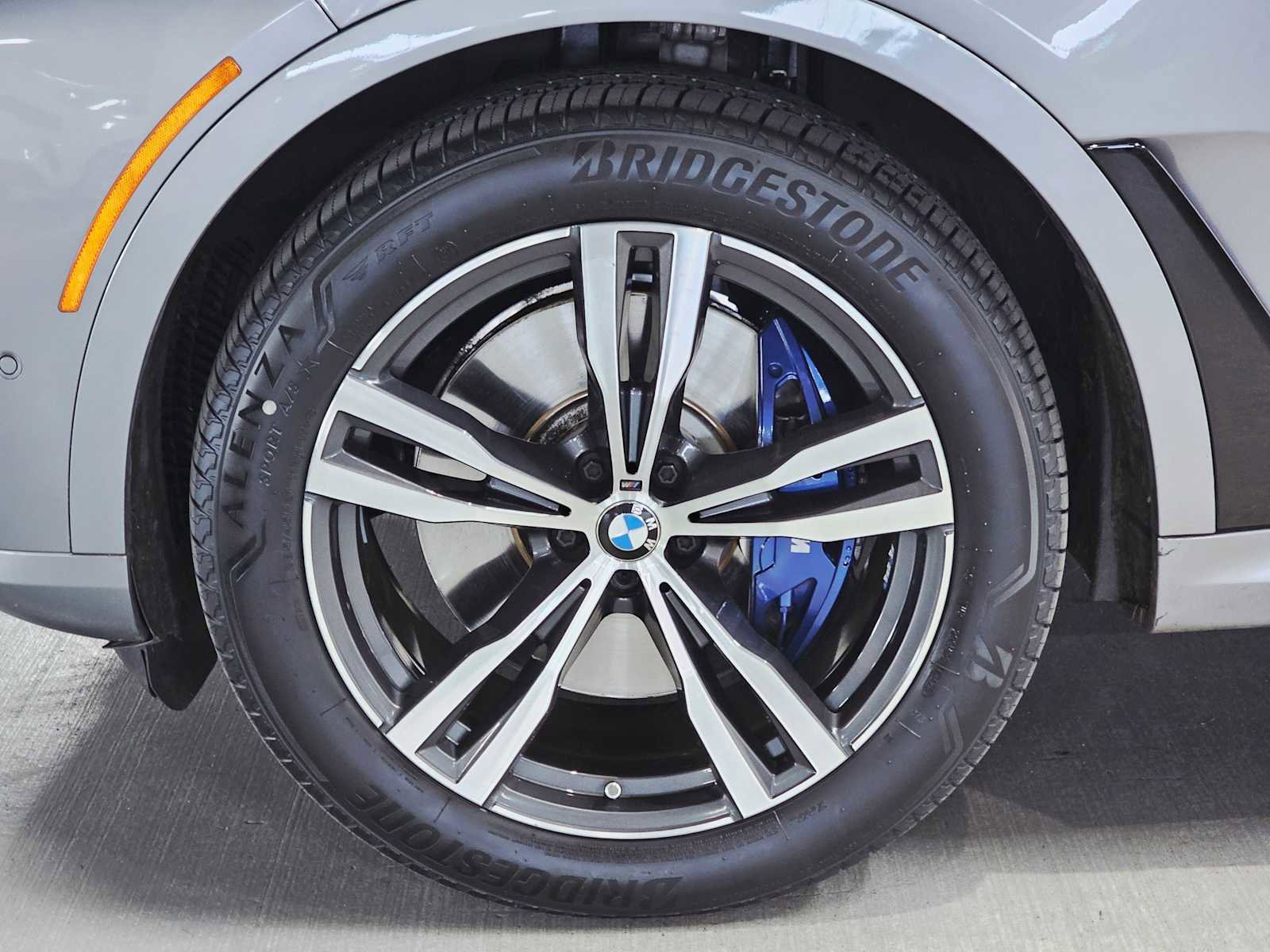 Used 2024 BMW X7 xDrive40i w/ M Sport Package image 8