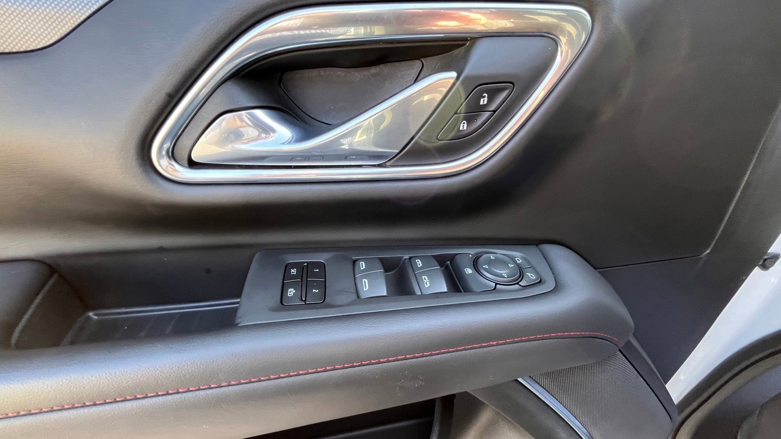 Used 2023 Chevrolet Tahoe RST RWD image 12