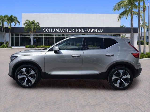 Certified 2023 Volvo XC40 B5 Plus w/ Protection Package Premier AWD/4WD image 4