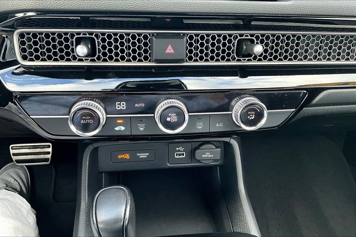 Used 2023 Honda Civic Sport image 15