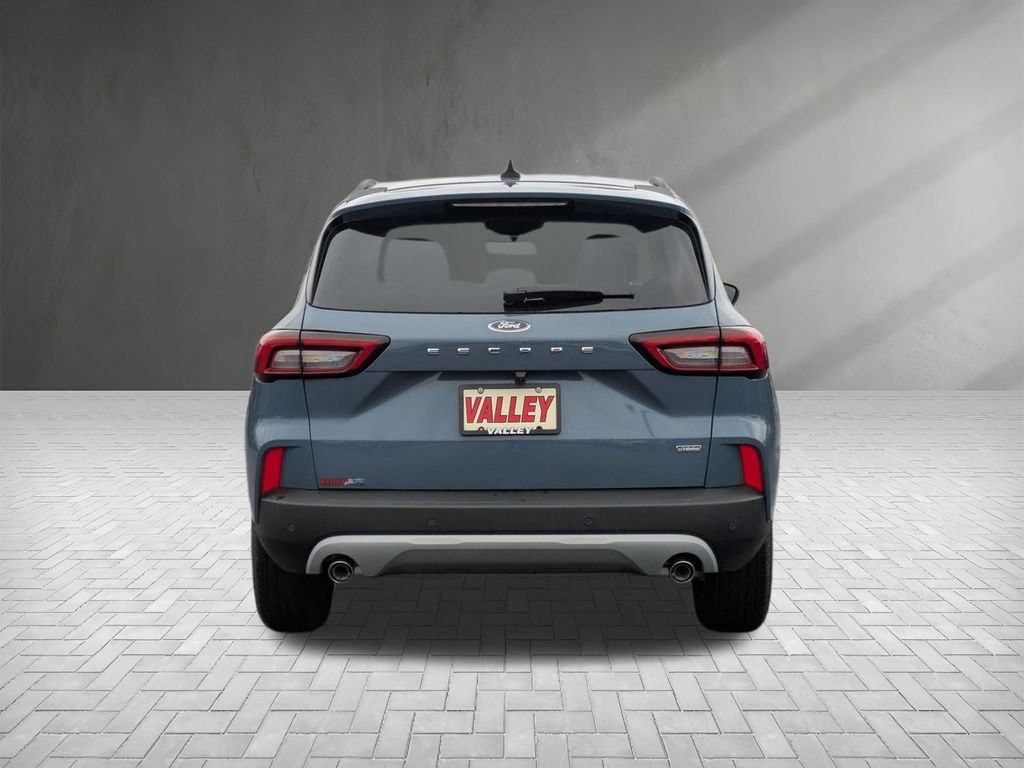 New 2024 Ford Escape SE FWD image 8