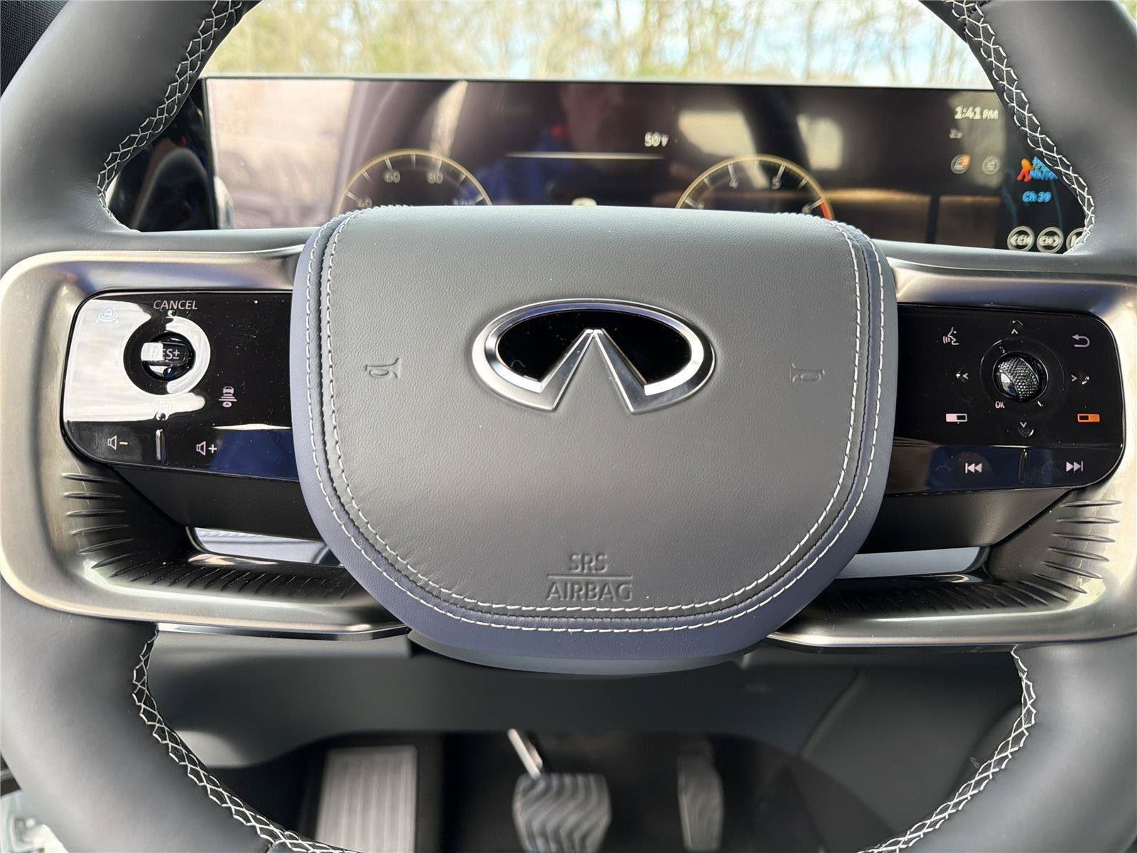 New 2026 INFINITI QX80 4WD w/ Sport Exterior Package image 15