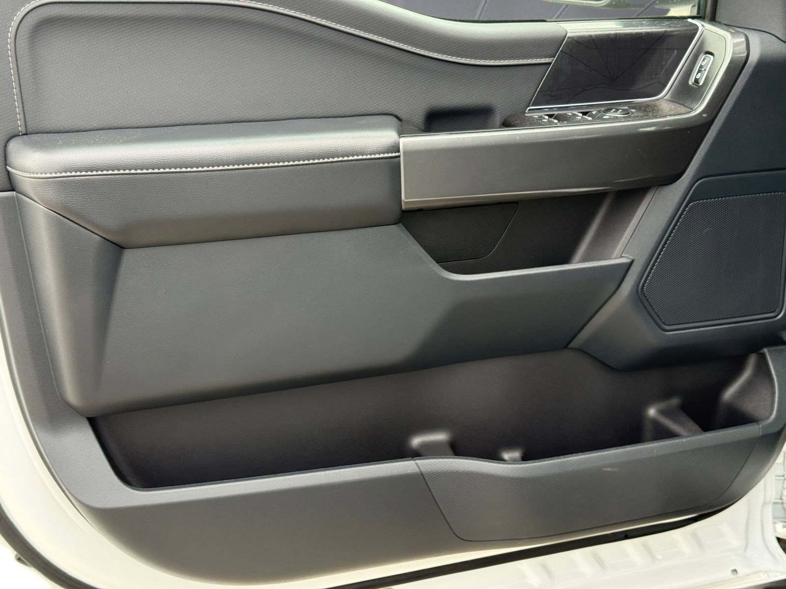 Used 2023 Ford F150 XLT w/ Equipment Group 302A High image 12