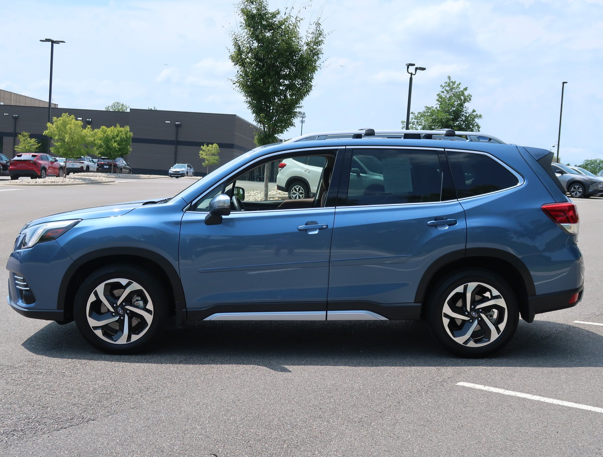 Certified 2023 Subaru Forester Touring w/ Popular Package #3 AWD/4WD image 5