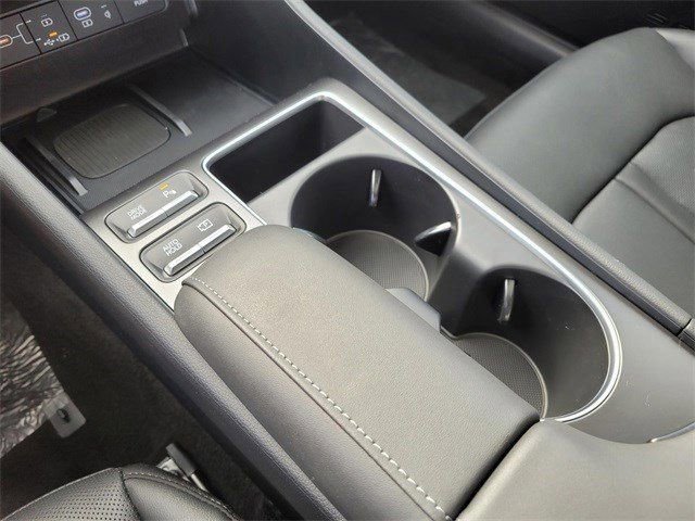 New 2025 Hyundai Sonata Limited image 10