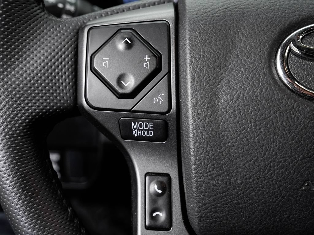 Used 2023 Toyota Tacoma TRD Off-Road AWD/4WD image 13