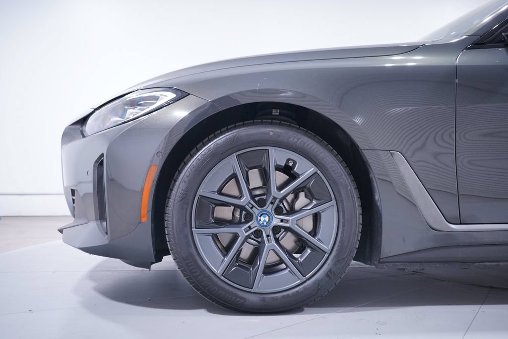 Used 2023 BMW i4 eDrive35 w/ Premium Package RWD image 2