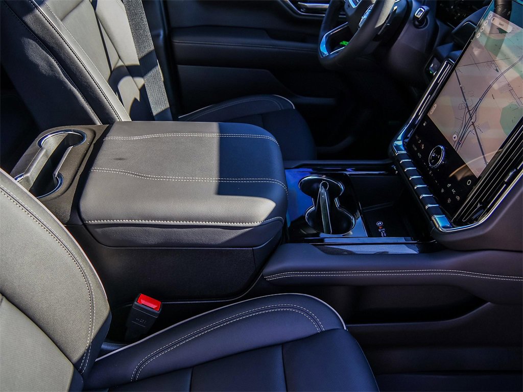 New 2026 GMC Yukon XL Elevation w/ LPO, Floor Liner Package image 17