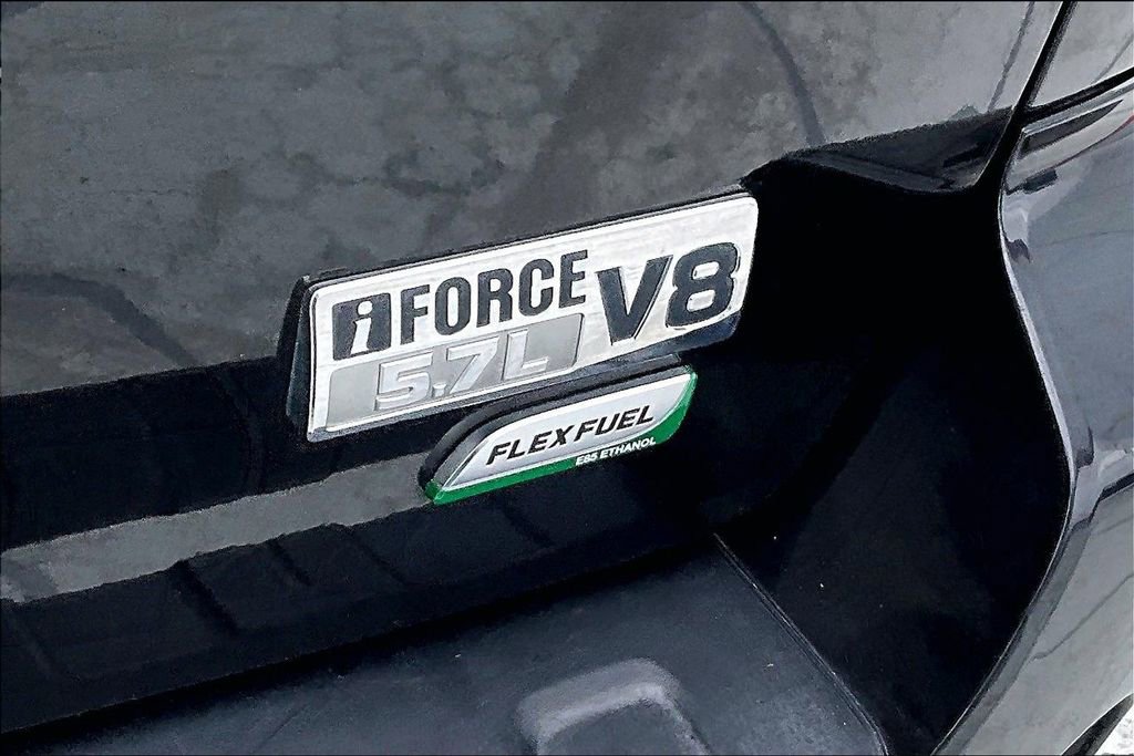 Used 2017 Toyota Sequoia Limited AWD/4WD image 22