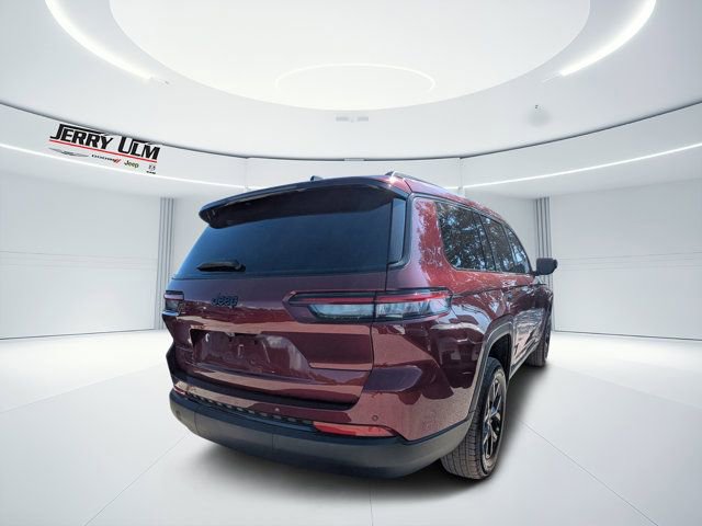 New 2025 Jeep Grand Cherokee L Laredo image 2