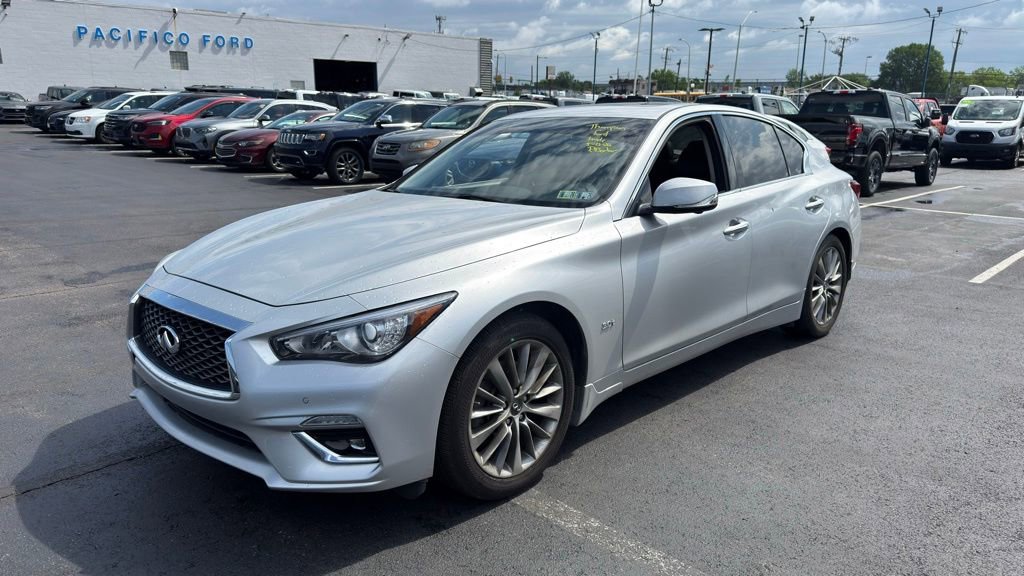 Used 2019 INFINITI Q50 Luxe w/ Essential Package (3.0T Luxe) AWD/4WD image 6
