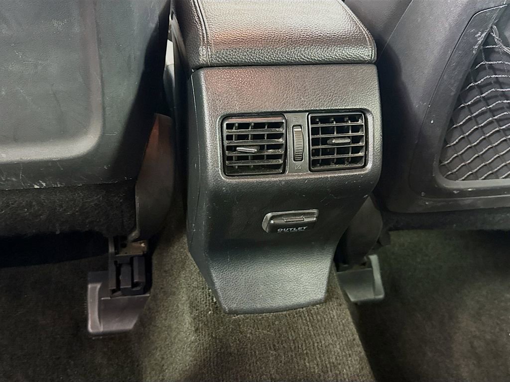 Used 2014 Subaru Outback 3.6R Limited w/ Moonroof Package image 30