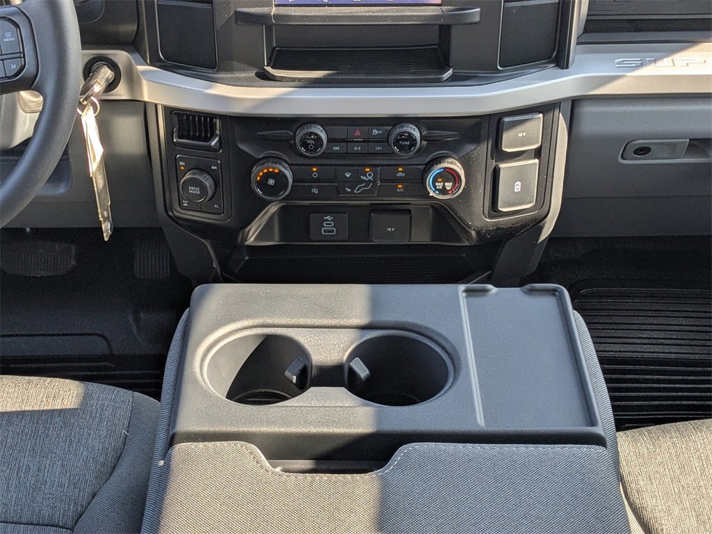New 2026 Ford F250 XL image 19
